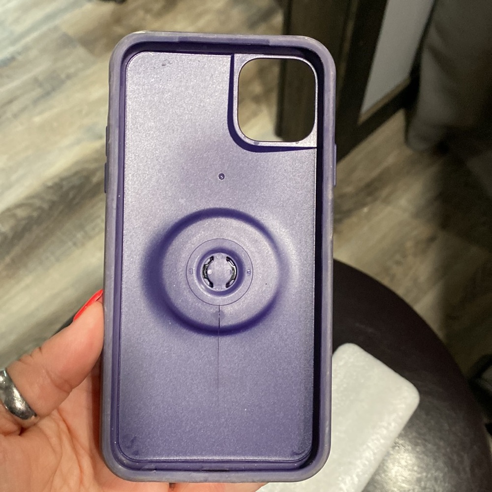 iPhone 11 Pro Max PopSocket Case - Picture 2 of 4
